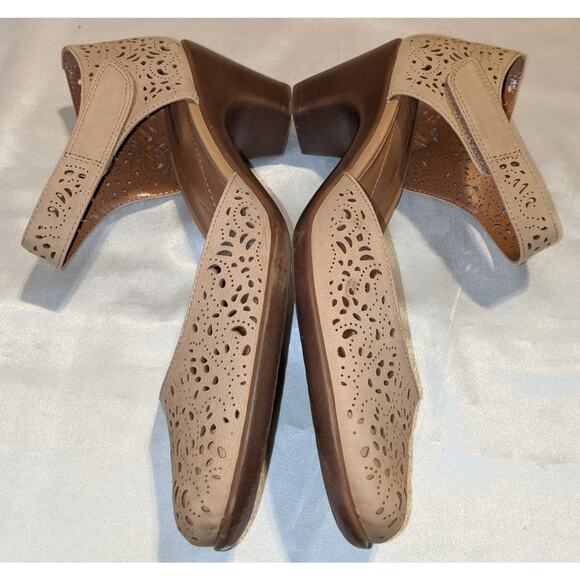 EASY SPIRIT Women's Cindie Mary Jane Heels Shoes Size 8.5 M Biscuit Beige - Picture 6 of 10